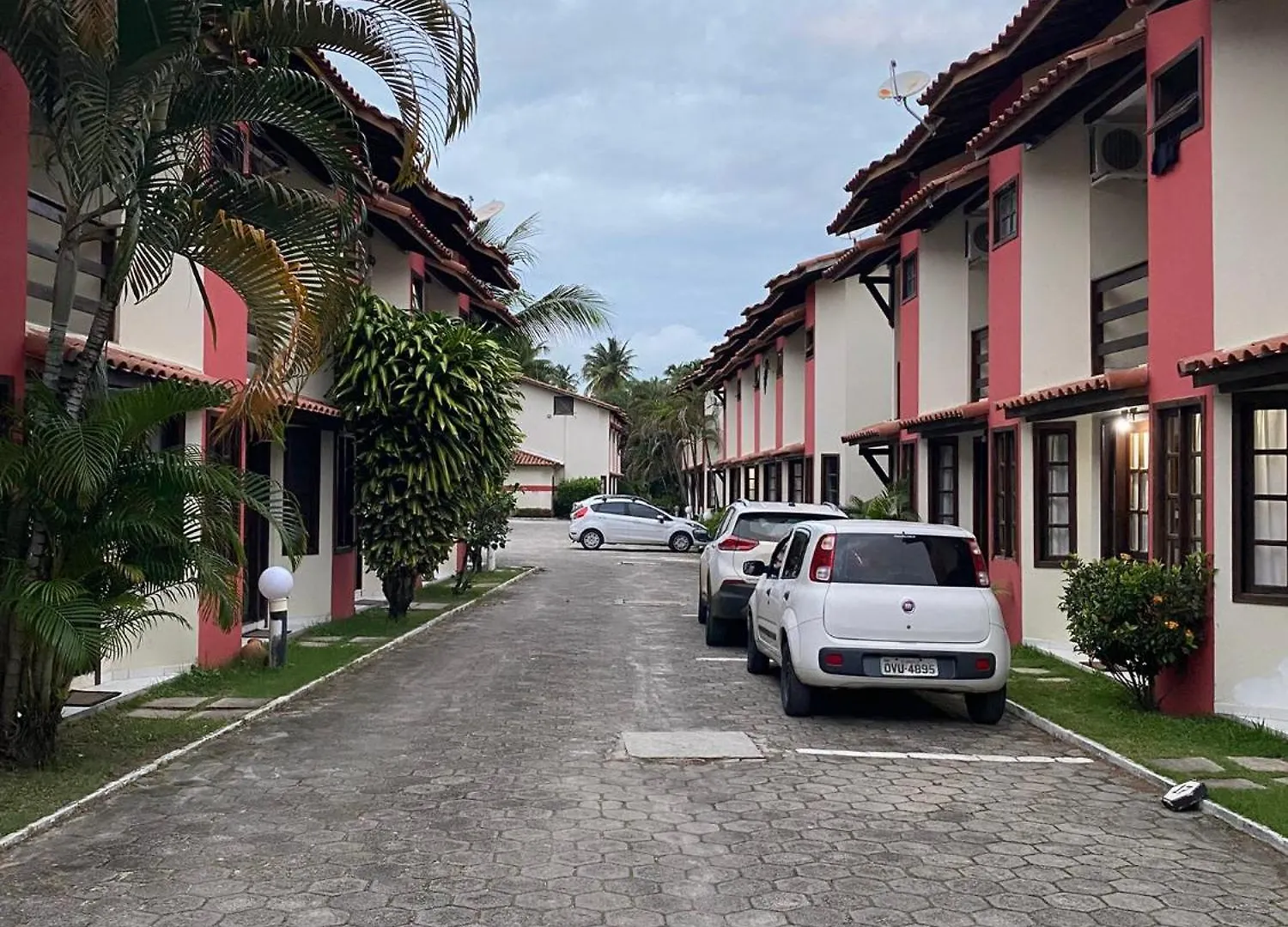 Ap27 Com 2 Suites A Poucos Passos Da Praia De Taperapua Porto Seguro Brasilien
